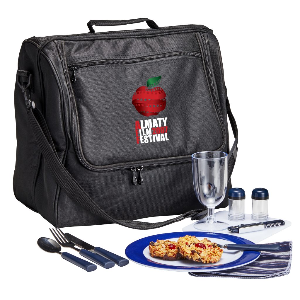 legacy picnic bag